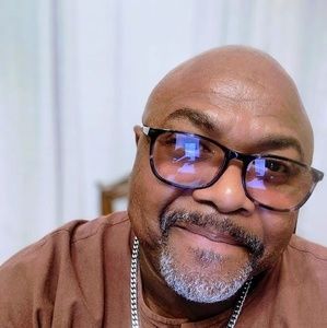 Meet your Posher, Shon